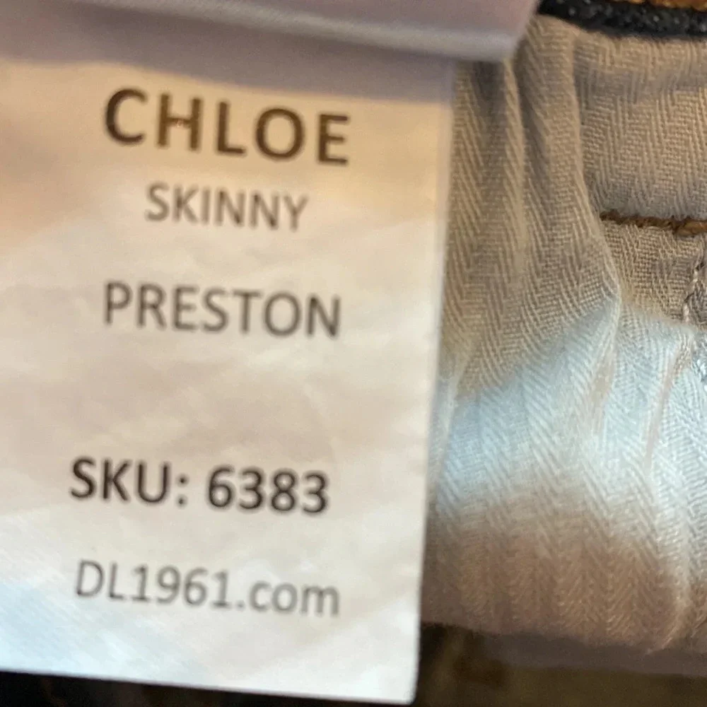 DL1961 Chloe Denim Jeans Preston Wash Raw Distressed Released Hem‎ Like New 10